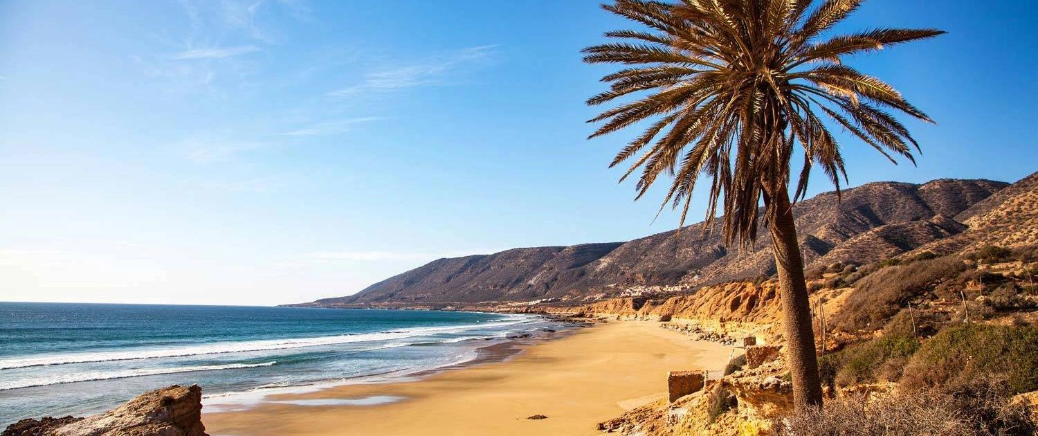 Rundreise Südmarokko und Atlantik, Strand bei Taghazout an der Atlantikküste von Marokko
